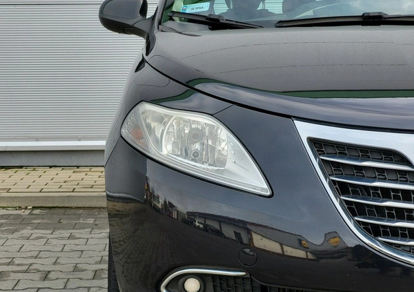 Lancia Ypsilon cena 21700 przebieg: 113000, rok produkcji 2012 z Milicz małe 742